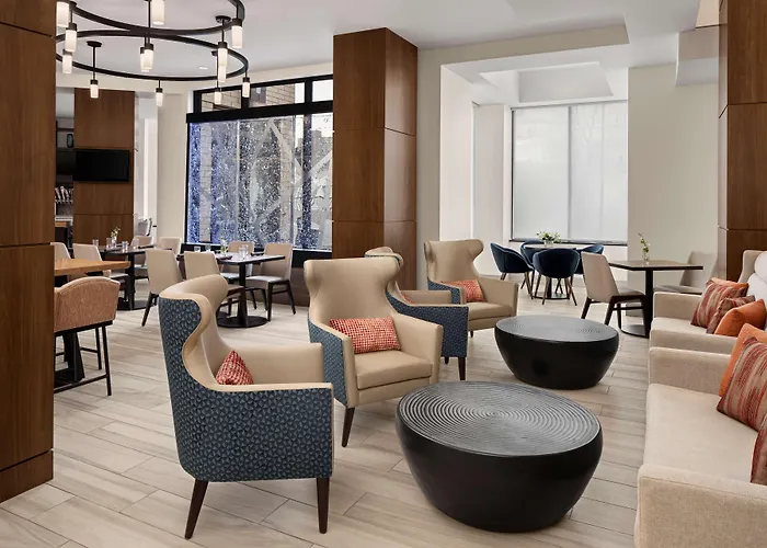 Hilton Garden Inn Minneapolis Downtown